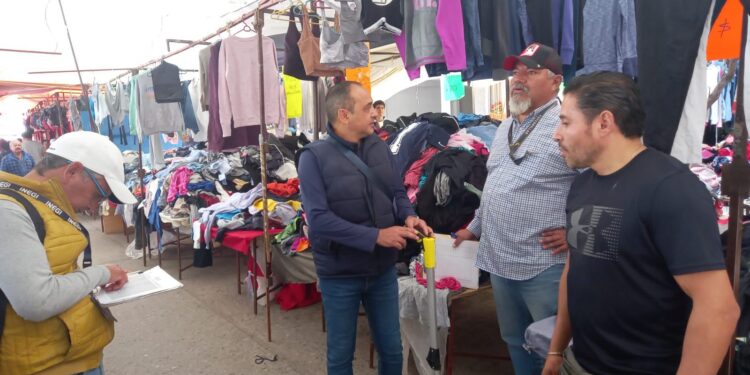 MUNICIPIO SUPERVISA LAS 133 RUTAS DE TIANGUIS QUE SE INSTALAN EN TODA LA CIUDAD