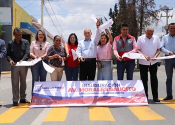 ENTREGA ALCALDE GALINDO LA REHABILITADA AVENIDA MORALES-SAUCITO