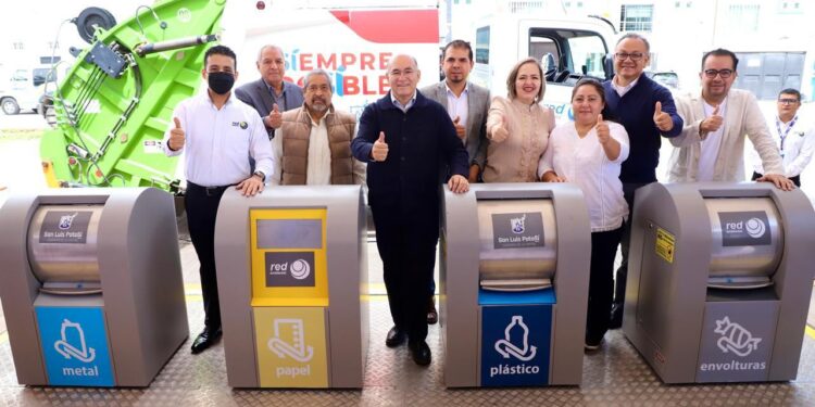 PRESENTA ALCALDE NUEVA TECNOLOGÍA PARA LA RECOLECCIÓN DE BASURA