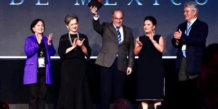 Municipio recibe Premio a las Mejores Prácticas de Gobiernos Locales