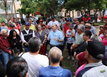 EN SU DOMINGO DE PILAS MUNICIPIO LLEVA BENEFICIOS A VARIAS COLONIAS JACARANDAS Y SAN ALBERTO