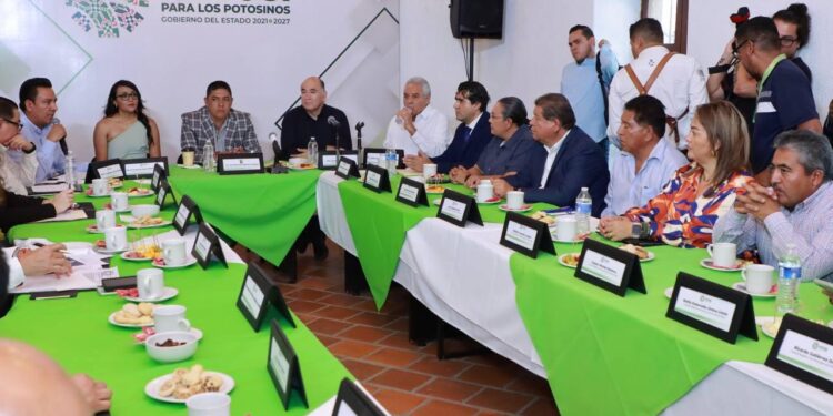 REALIZAN PRIMERA SESIÓN DE CONCEJO DE VILLA DE POZOS
