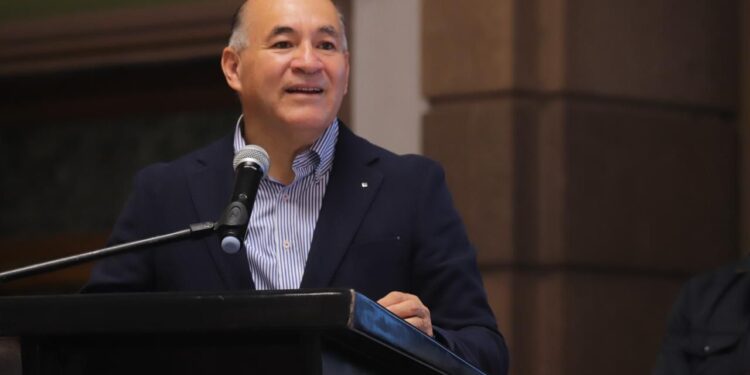 ANUNCIA ALCALDE QUE LA PRESA EL REALITO REANUDO EL SUMINISTRO DE AGUA A SAN LUIS