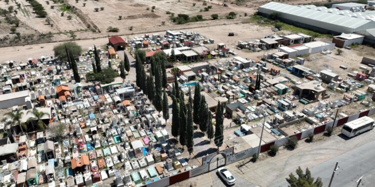 MUNICIPIO REHABILITARÁ EL PANTEÓN DE LA PILA