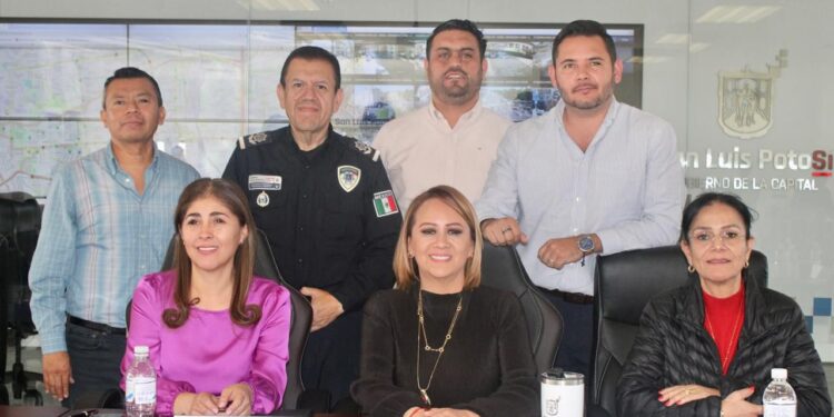 RECONOCEN REGIDORES Y REGIDORAS RESUKTADOS DE LA SSPC DE LA CAPITAL