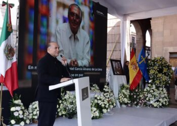 MUNICIPIO DESPIDE CON HONORES A DANIEL GARCÍA ÁLVAREZ DE LA LLERA