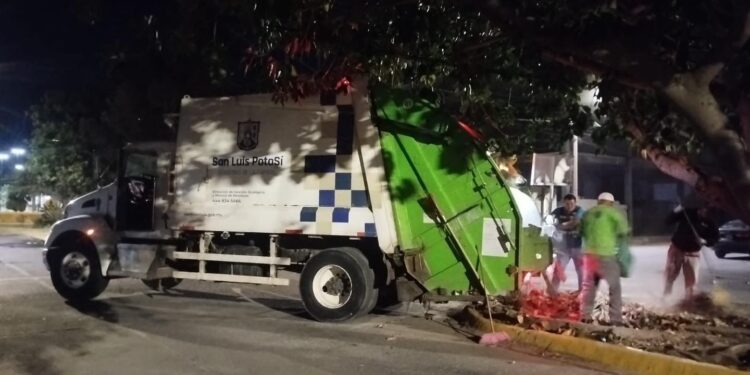 REFUERZA MUNICIPIO ACCIONES DE RECOLECCIÓN DE BASURA