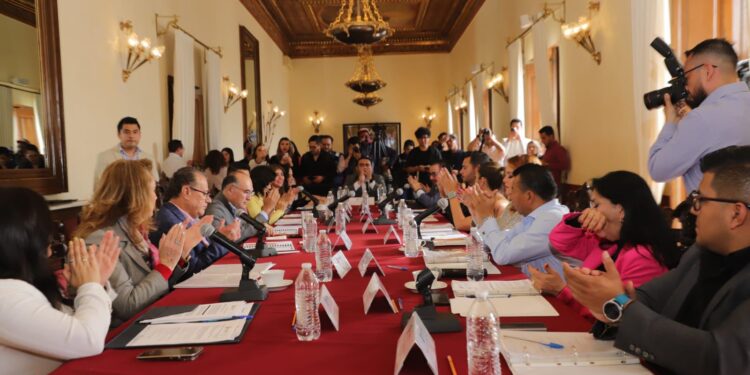 LA PRESEA AL MÉRITO CULTURAL LLEVARÁ EL NOMBRE DE DANIEL DE LA LLERA A MANERA DE HOMENAJE: ALCALDE