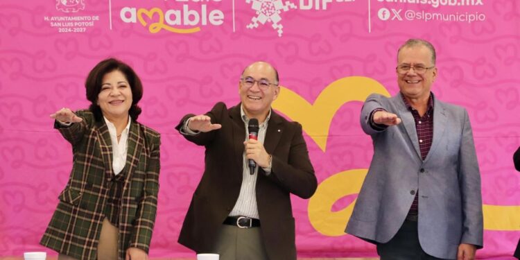 ALCALDIA CAPITALINA INSTALA COMITÉ DE FORTALECIENDO FAMILIAR 