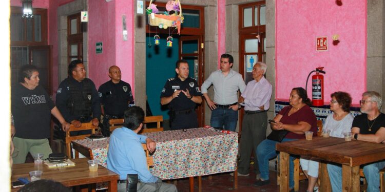 TITULAR DE LA SSPC EN ATENCIÓN PERMANENTE CON CIUDADANOS DEL CENTRO HISTÓRICO