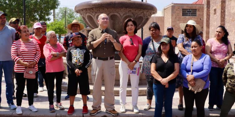 AHORA TOCO EN EL RANCHO EL AGUAJE EL DOMINGO DE PILAS CON PRESENCIA DEL ALCALDE CAPITALINO