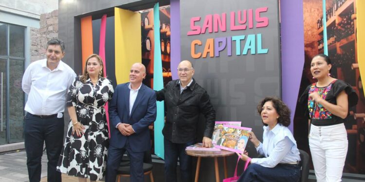 ALCALDE INAUGURA EL 13º FESTIVAL INTERNACIONAL DEL VINO