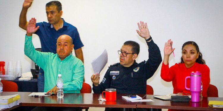 POLICÍA MUNICIPAL REALIZA SESIÓN PARA ENTREGA DE ESTÍMULOS A POLICÍAS DESTACADOS