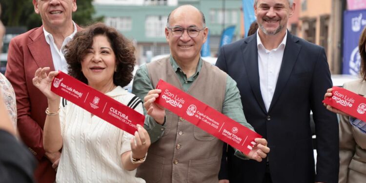 MUNICIPIO INAUGURA EXPOSICIÓN FOTOGRÁFICA EN COORDINACION CON LA BMW