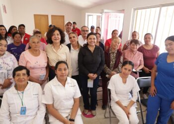 DIF MUNICIPAL SE COMPROMETE A ENVIAR MÉDICO Y ENFERMERÍA A TERRERO SUR
