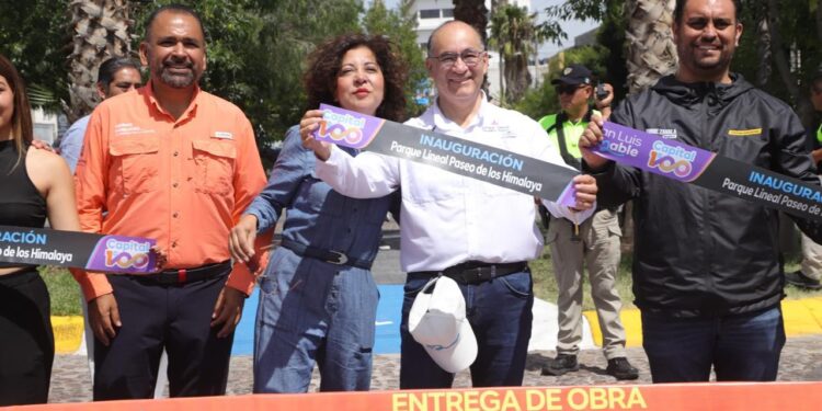 ALCALDE ENTREGA PARQUE LINEAL Y DRENAJE PLUVIAL EN HIMALAYA