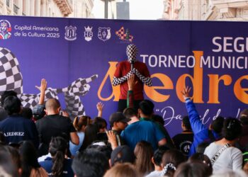 REY ENIGMA EN EL TORNEO MUNICIPAL DE AJEDREZ