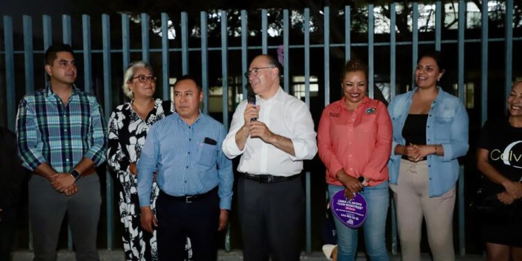 MUNICIPIO INAUGURA ALUMBRADO TÁCTICO EN AVENIDA ZAPATA Y TOMASA ESTEVES