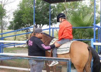DIF MUNICIPAL OFRECE EQUINOTERAPIA PARA FORTALECER INCLUSIÓN Y BIENESTAR