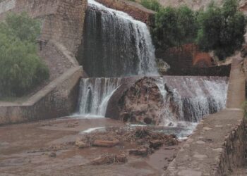 CIERRAN BULEVAR RÍO SANTIAGO POR DESFOGUE CONTROLADO EN LA PRESA DE SAN JOSÉ