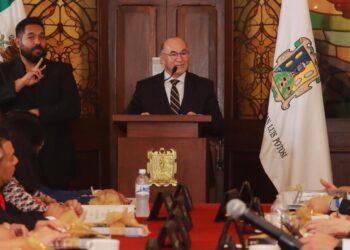 ENTREGA EL ALCALDE GALINDO SU PRIMER INFORME AL CABILDO