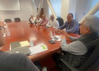 INTERAPAS ANALIZA CON EMPRESARIOS EL MANUAL TÉCNICO DE REDES HIDROSANITARIAS