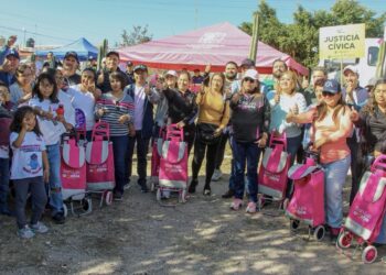 LLEVAN EL DOMINGO DE PILAS A COLONIAS DEL NORTE DE SLP