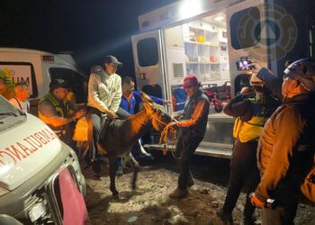 PROTECCIÓN CIVIL MUNICIPAL PARTICIPA EN OPERATIVO DE RESCATE EN EL CERRO DEL ACORDEÓN