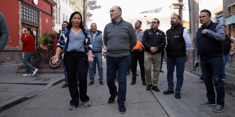 REABREN A LA CIRCULACIÓN LA CALLE JULIÁN DE LOS REYES