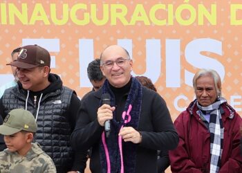 ENTREGA ALCALDE GALINDO CONSTRUCCIÓN DE LA CALLE LUIS BOTELLO