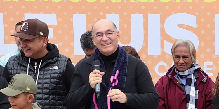 ENTREGA ALCALDE GALINDO CONSTRUCCIÓN DE LA CALLE LUIS BOTELLO