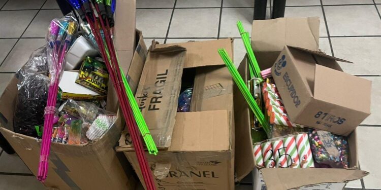 ASEGURAN PUESTO DE PIROTECNIA POR INCUMPLIMIENTO DE LA CARTA COMPROMISO