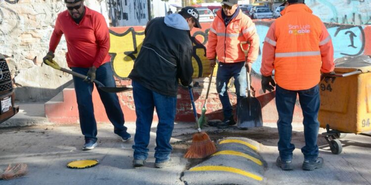 LLEVA MUNICIPIO EL DOMINGO DE PILAS A LA COLONIA MORALES