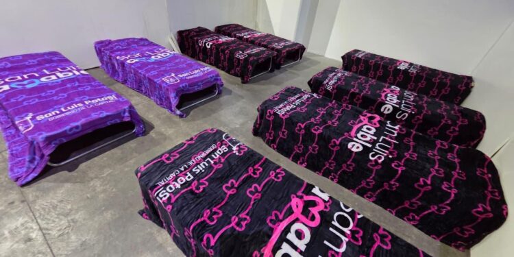 INSTALA DIF MUNICIPAL ALBERGUE INVERNAL ANTE BAJAS TEMPERATURAS