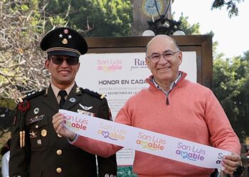 RINDEN HOMENAJE AL EJÉRCITO CON EXPOSICIÓN FOTOGRÁFICA EN EL JARDÍN COLÓN