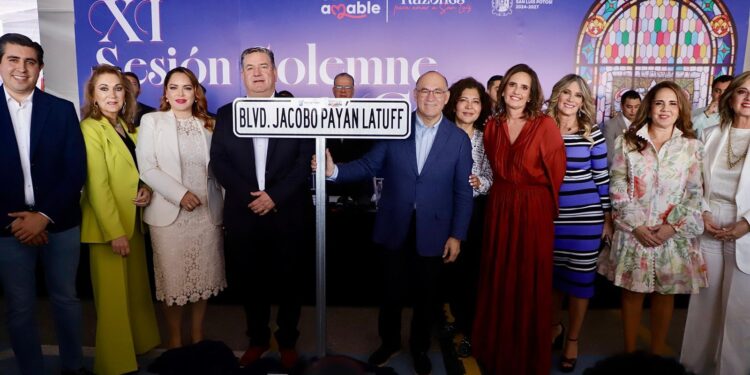NOMBRAN AVENIDA EN HONOR A JACOBO PAYAN