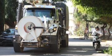 ALCALDE CAPITALINO FORTALECE EL PROGRAMA CAPITAL AL 100 PARA MEJORAR CALLES DEL BARRIO DE TEQUIS
