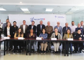IMPULSAN A LA PARTICIPACIÓN SOCIAL EN LA EDUCACIÓN  A TRAVÉS DEL COMUPASE