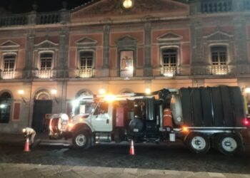 REALIZAN LIMPIA SANITARIA PREVENTIVA EN EL CENTRO HISTÓRICO