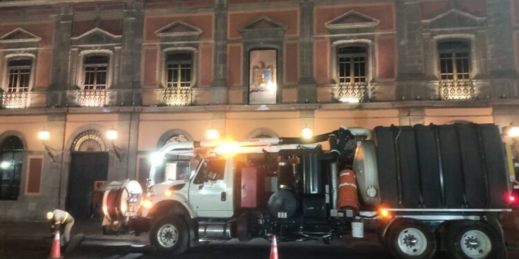REALIZAN LIMPIA SANITARIA PREVENTIVA EN EL CENTRO HISTÓRICO