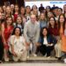 CELEBRA EL ALCALDE A MADRES TRABAJADORAS