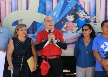 ALCALDE ANUNCIA OBRAS DE AGUA POTABLE Y DRENAJE PARA TIERRA BLANCA