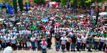 ABARROTAN FAN FEST EN EL CENTRO HISTÓRICO