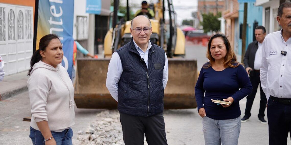 INICIAN REHABILITACIÓN DE DRENAJE EN SAN JUAN DE GUADALUPE
