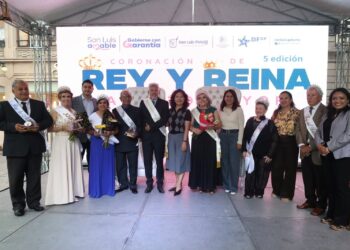 CORONAN AL REY Y REINA DE ADULTOS MAYORES 2026-2027