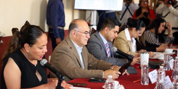 APRUEBA CABILDO CAPITALINO INCREMENTO SALARIAL