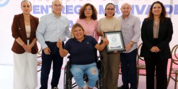 ENTREGAN SILLAS DE RUEDAS Y ANDADERAS COMO PARTE DEL PROGRAMA “INCLUSIÓN CON ACCIÓN”