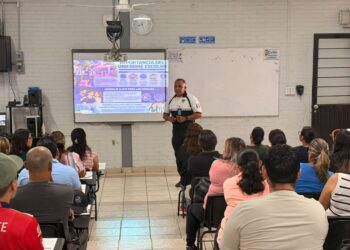 PREVENCIÓN DE LA VIOLENCIA Y LAS ADICCIONES ENFOQUE DEL PROGRAMA “POLICÍA EN TU ESCUELA”